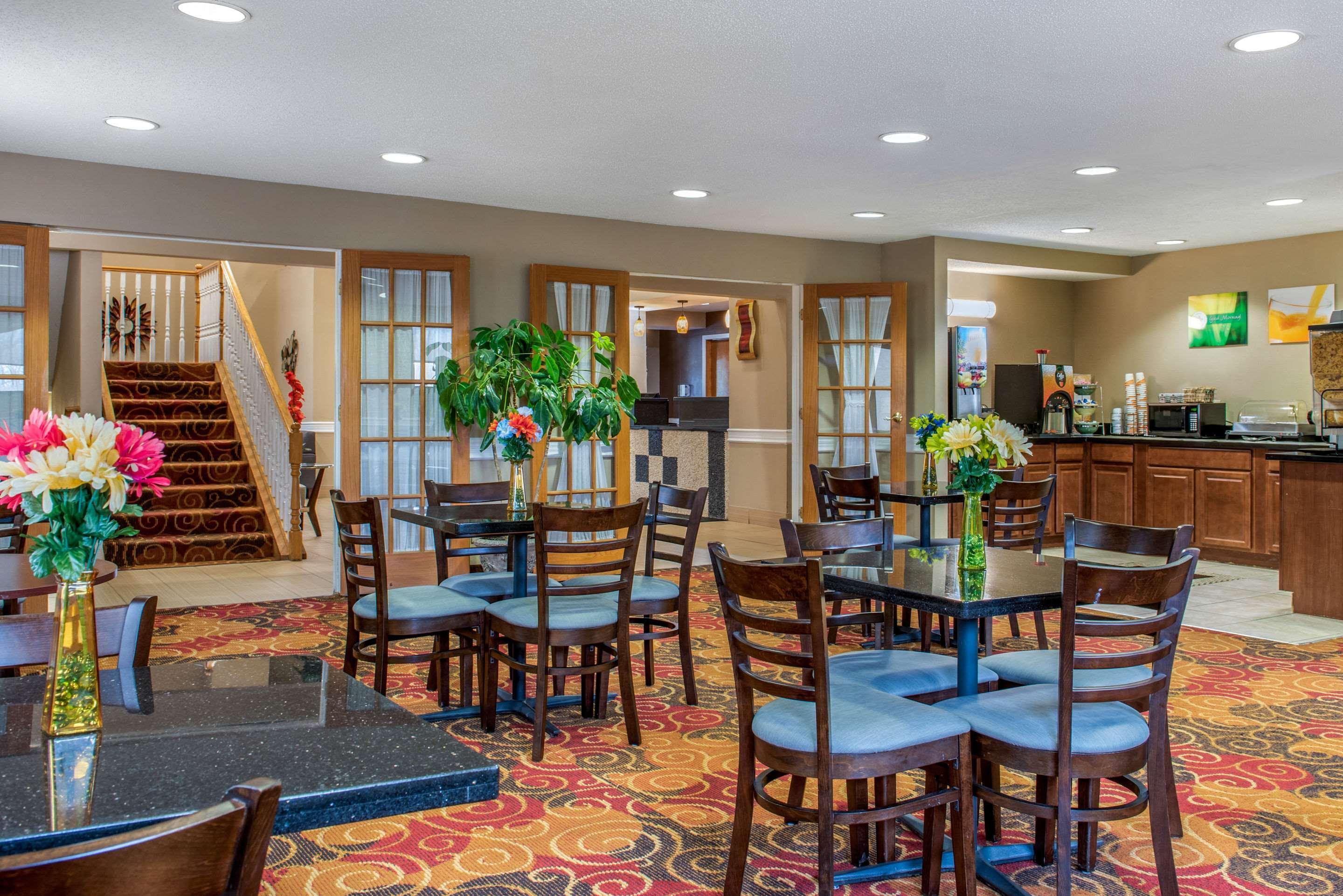 Quality Inn Bloomington Near University Εξωτερικό φωτογραφία