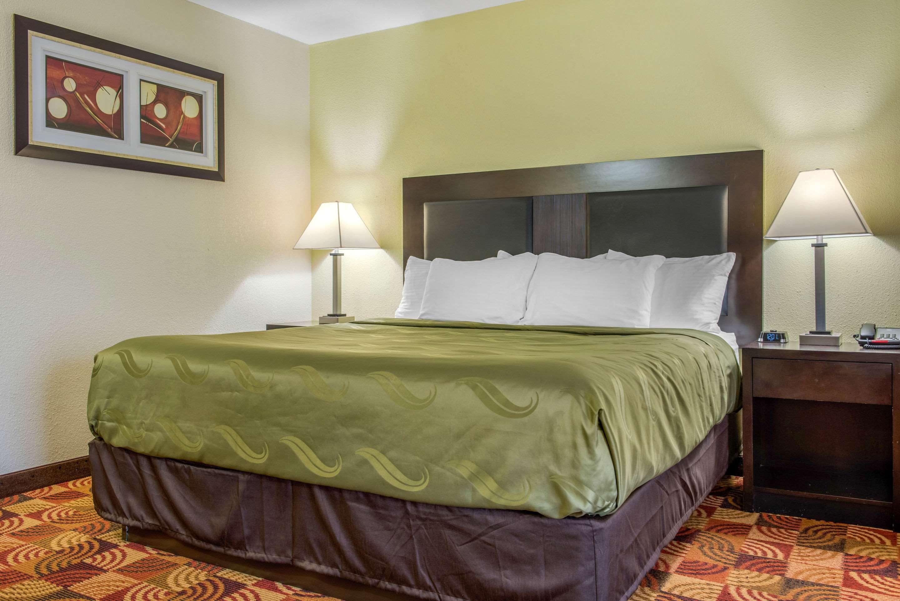 Quality Inn Bloomington Near University Εξωτερικό φωτογραφία
