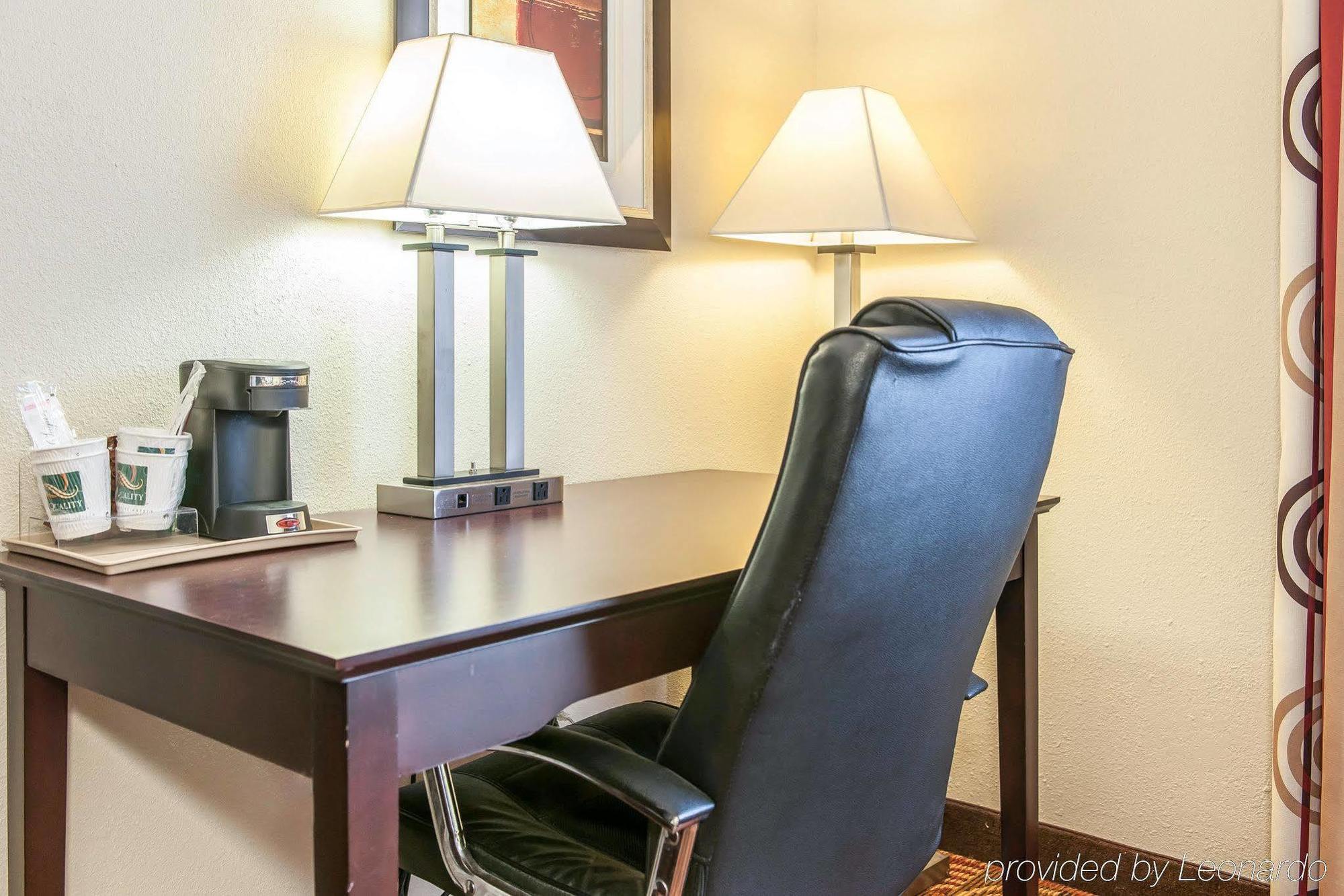 Quality Inn Bloomington Near University Εξωτερικό φωτογραφία