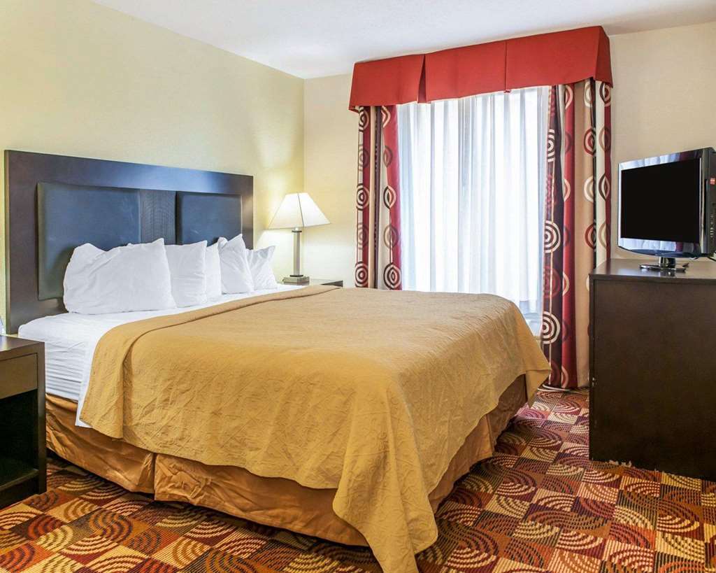 Quality Inn Bloomington Near University Δωμάτιο φωτογραφία